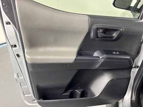 Used 2023 Toyota Tacoma SR w/ SR Convenience Package image 30