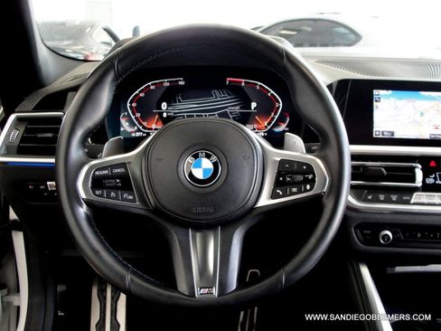 Used 2023 BMW 430i Coupe w/ M Sport Package RWD image 28