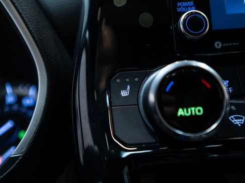 Used 2022 Toyota Highlander XSE image 26