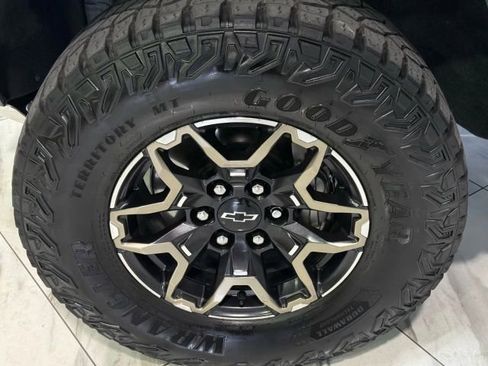 Used 2023 Chevrolet Colorado ZR2 w/ ZR2 Convenience Package III image 83