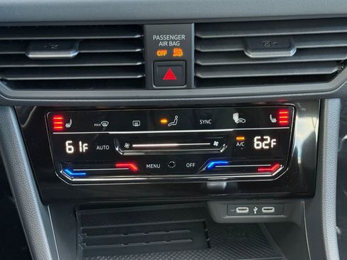 New 2026 Volkswagen Jetta SE image 17