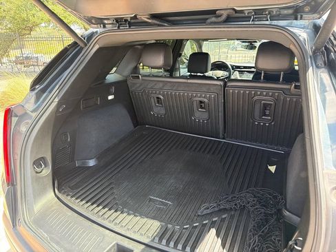 Used 2021 Cadillac XT5 Luxury w/ LPO, Floor Liner Package FWD image 40