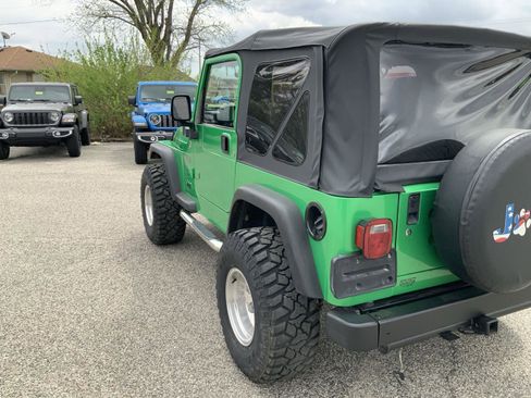 Used 2005 Jeep Wrangler X image 13