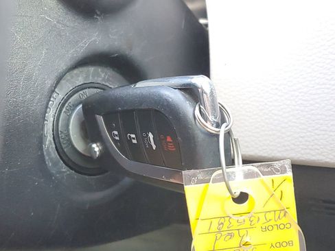 Certified 2021 Toyota Corolla LE image 32