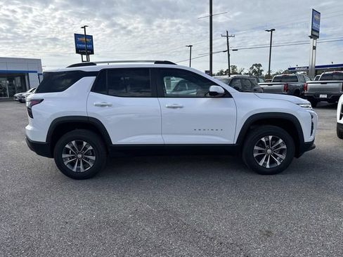 New 2026 Chevrolet Equinox LT w/ Safety and Technology Package image 6