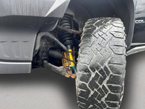 Used 2018 Chevrolet Colorado ZR2 AWD/4WD image 12