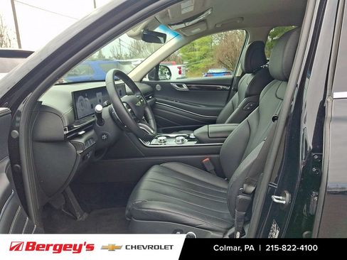 Used 2025 Genesis GV80 2.5T Standard AWD/4WD image 15