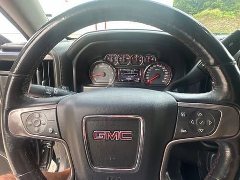 Used 2016 GMC Sierra 1500 SLT w/ All-Terrain Package AWD/4WD image 15