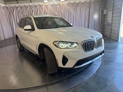 Used 2022 BMW X3 sDrive30i w/ Premium Package 2 (ZPA) RWD image 3