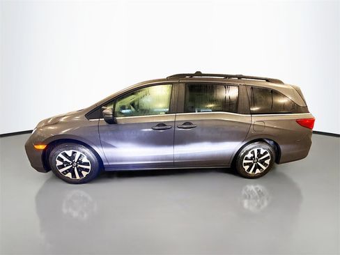 New 2026 Honda Odyssey EX-L image 4