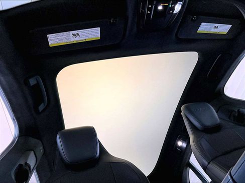 Used 2024 Porsche Taycan Turbo S image 25