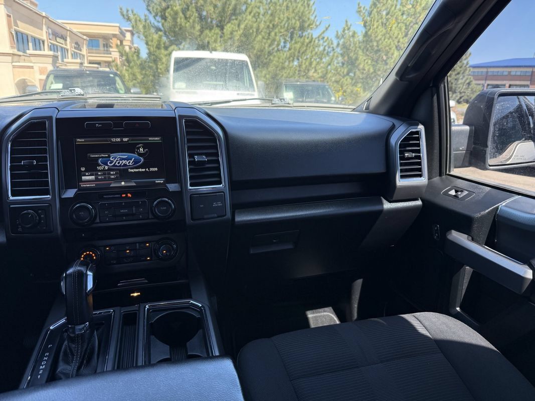 Used 2015 Ford F150 XLT w/ Equipment Group 302A Luxury AWD/4WD image 26