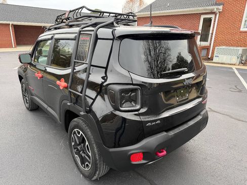 Used 2016 Jeep Renegade Trailhawk w/ Popular Equipment Group image 5