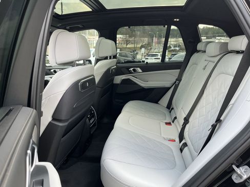 Certified 2024 BMW X5 M60i image 32
