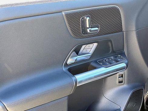 New 2025 Mercedes-Benz GLA 250 GLA 250 image 12