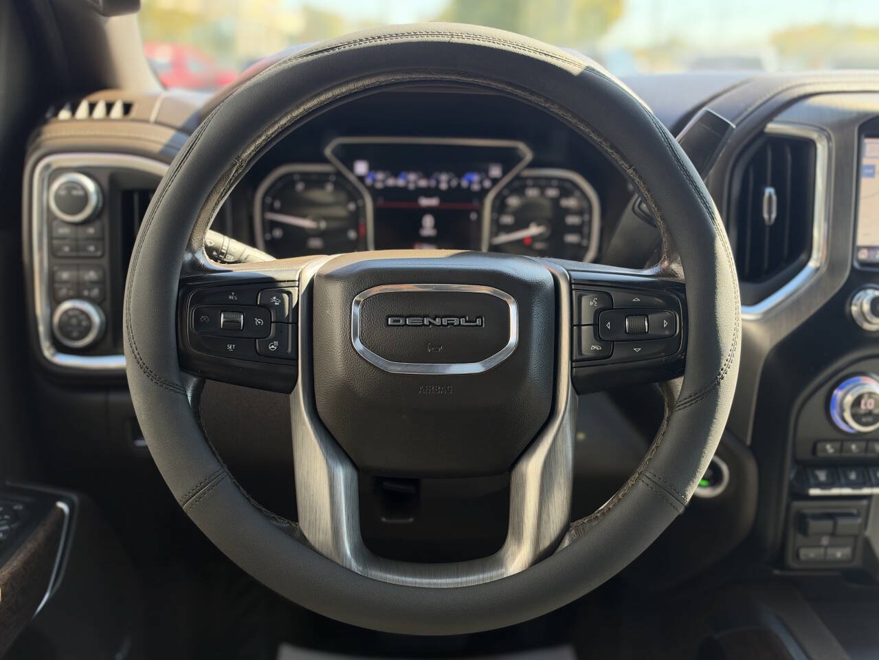 Used 2020 GMC Sierra 3500 Denali w/ Denali Ultimate Package AWD/4WD image 22