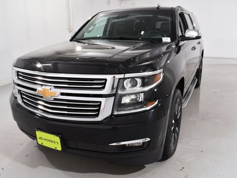 Used 2015 Chevrolet Suburban LTZ AWD/4WD image 2