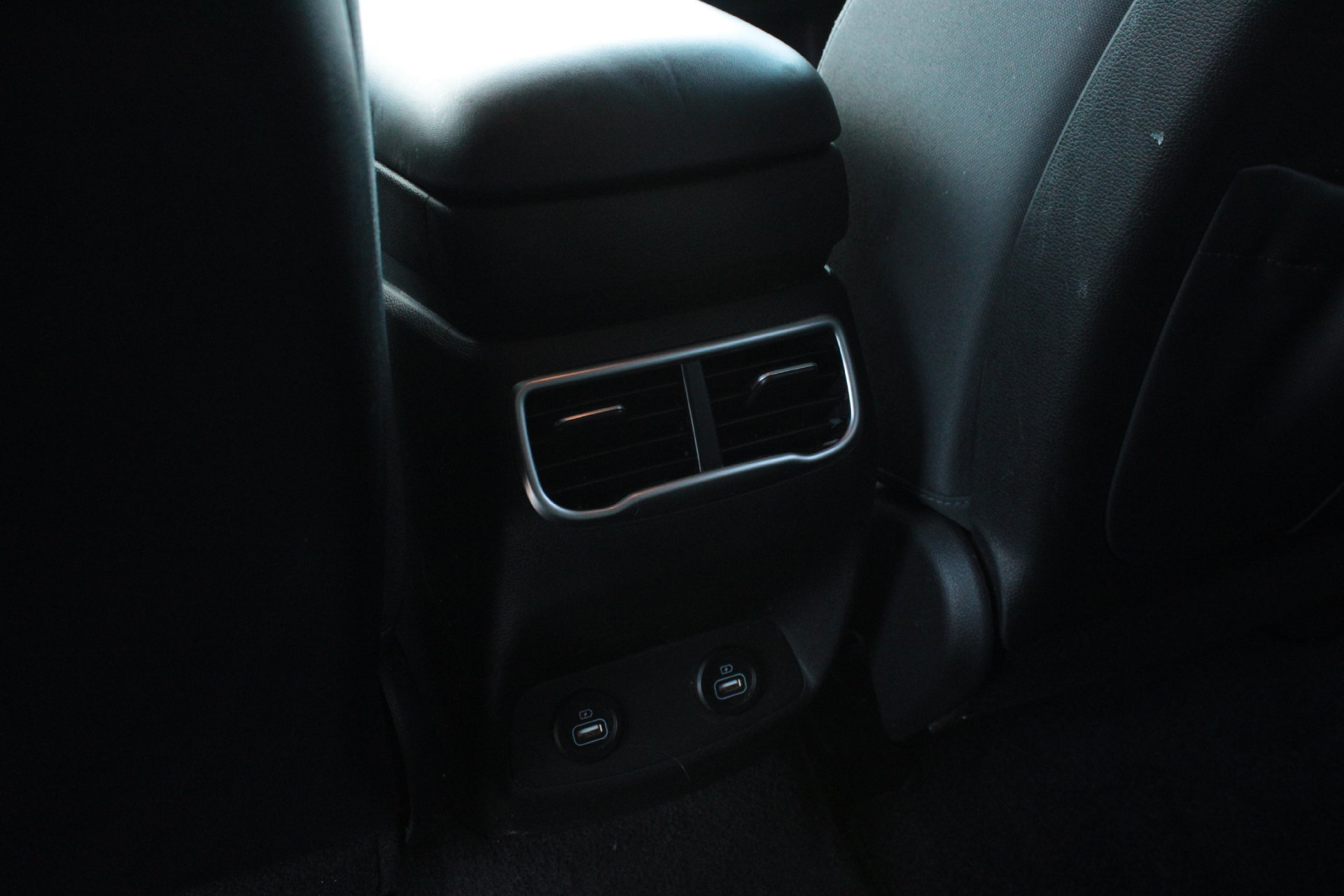 Used 2023 Hyundai Santa Fe SEL AWD/4WD image 25