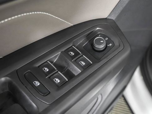 Used 2023 Volkswagen Atlas SE w/ Panoramic Sunroof Package AWD/4WD image 35