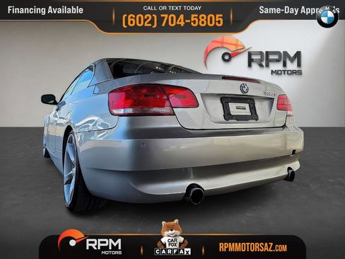 Used 2010 BMW 335i Convertible w/ Premium Pkg image 21