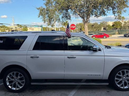Used 2018 Ford Expedition Max Platinum image 4