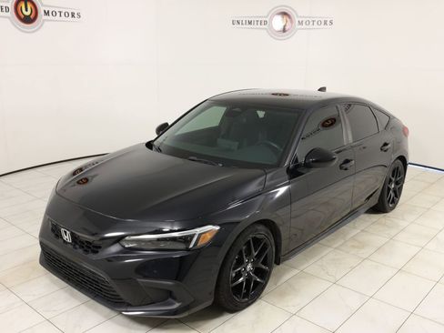 Used 2023 Honda Civic Sport image 4