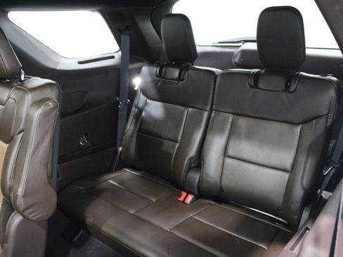 Used 2022 Ford Explorer King Ranch w/ Technology Package image 22