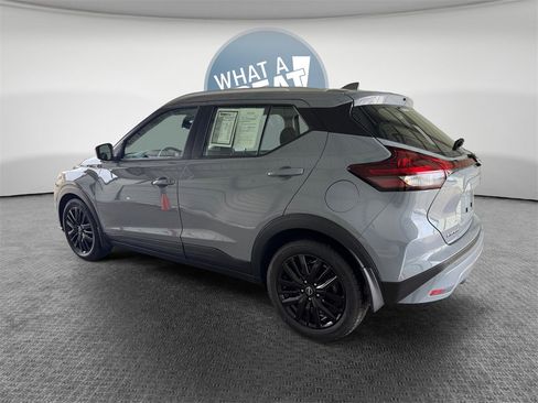 Used 2024 Nissan Kicks SV image 6