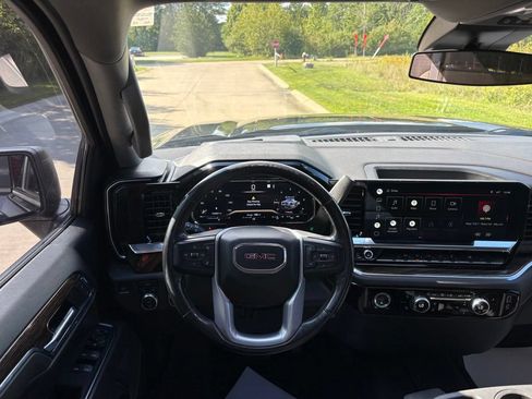 Used 2022 GMC Sierra 1500 Elevation w/ LPO, Elevation Black Package AWD/4WD image 48