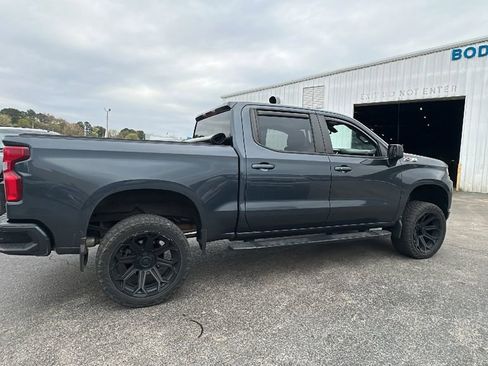 Used 2021 Chevrolet Silverado 1500 RST w/ LPO, Blackout Package image 9
