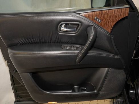 Used 2018 Nissan Armada SL w/ Moonroof Package image 14