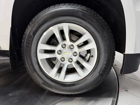 Used 2015 Chevrolet Suburban LT w/ Max Trailering Package RWD image 7