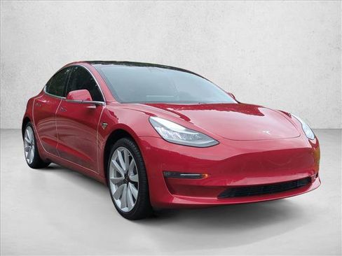 Used 2018 Tesla Model 3 Long Range RWD image 3