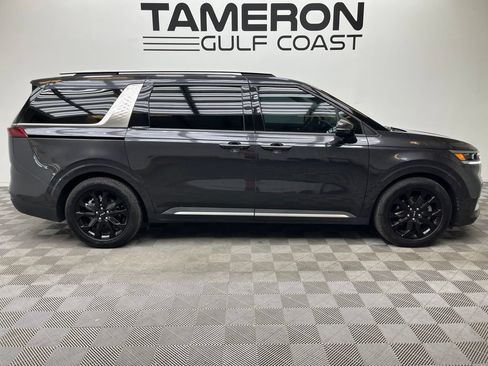 Used 2024 Kia Carnival SX FWD image 4