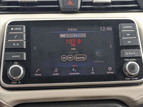 Used 2021 Nissan Versa SV image 15