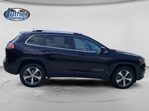 Used 2020 Jeep Cherokee Limited AWD/4WD image 6