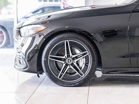 Used 2024 Mercedes-Benz C 300 4MATIC Sedan w/ AMG Line w/ Night Package image 8