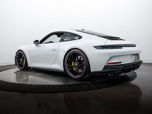 Certified 2024 Porsche 911 GT3 RWD image 3
