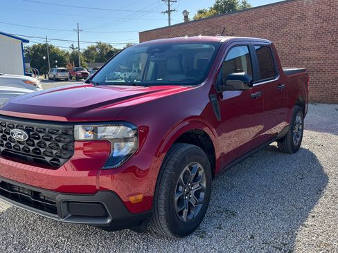 New 2025 Ford Maverick XLT w/ Equipment Group 301A image 13