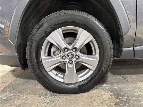 Certified 2022 Toyota RAV4 XLE AWD/4WD image 10