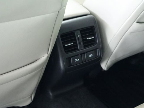 Used 2018 Honda Accord Touring image 33