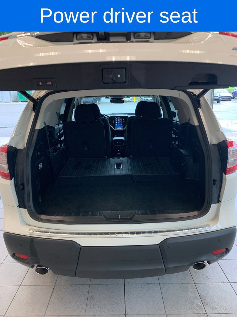 Used 2023 Subaru Ascent Premium w/ Convenience Package AWD/4WD image 9