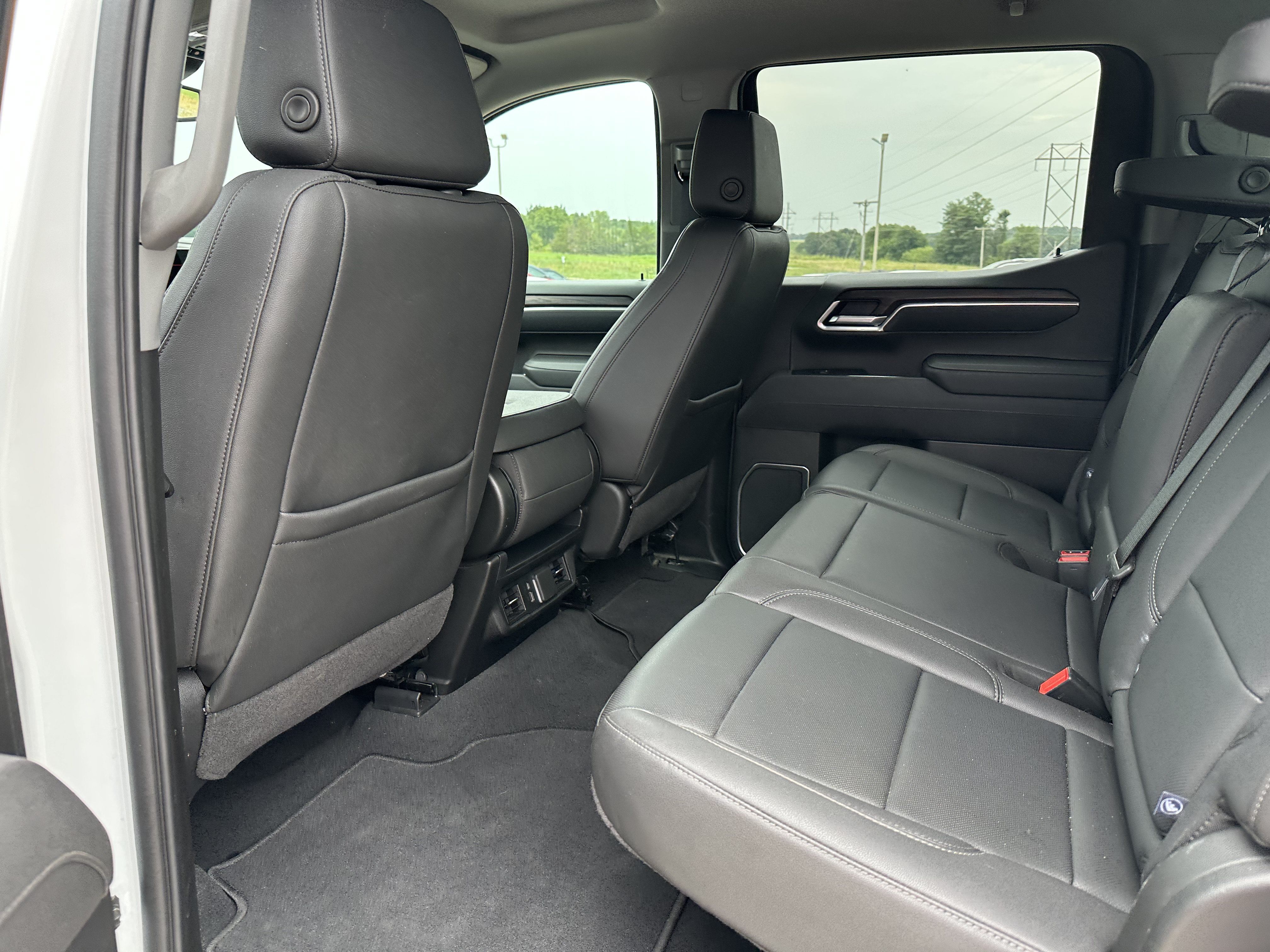 Certified 2026 GMC Sierra 1500 SLT AWD/4WD image 27