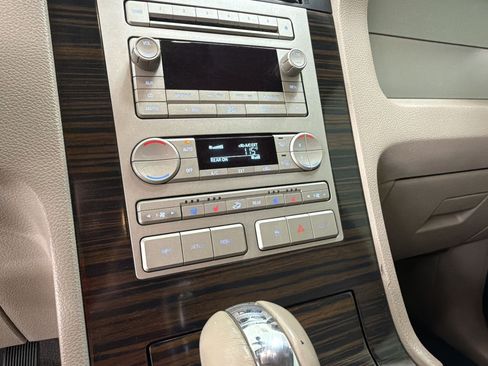 Used 2007 Lincoln Navigator 2WD image 18
