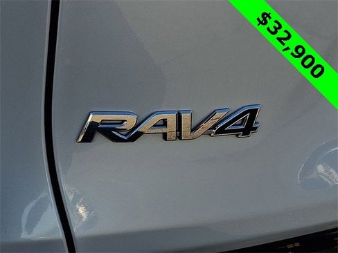 Used 2023 Toyota RAV4 XSE w/ XSE Grade Weather Package image 32