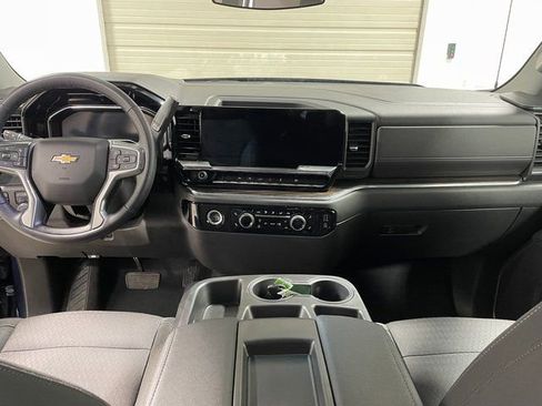 Used 2023 Chevrolet Silverado 1500 LT image 13
