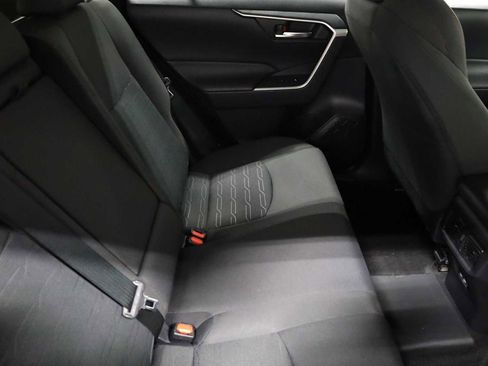 Used 2024 Toyota RAV4 SE image 33