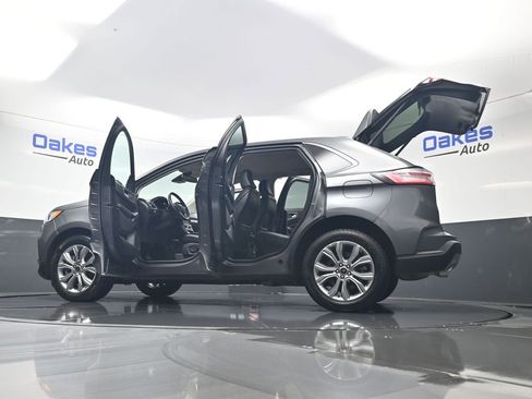 Used 2024 Ford Edge Titanium AWD/4WD image 61