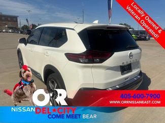 Used 2023 Nissan Rogue SL w/ SL Premium Package FWD video 3