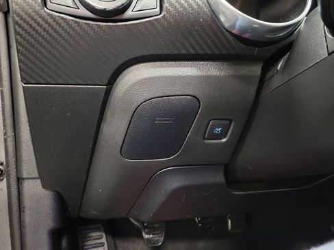 Used 2019 Ford Mustang Coupe RWD image 21
